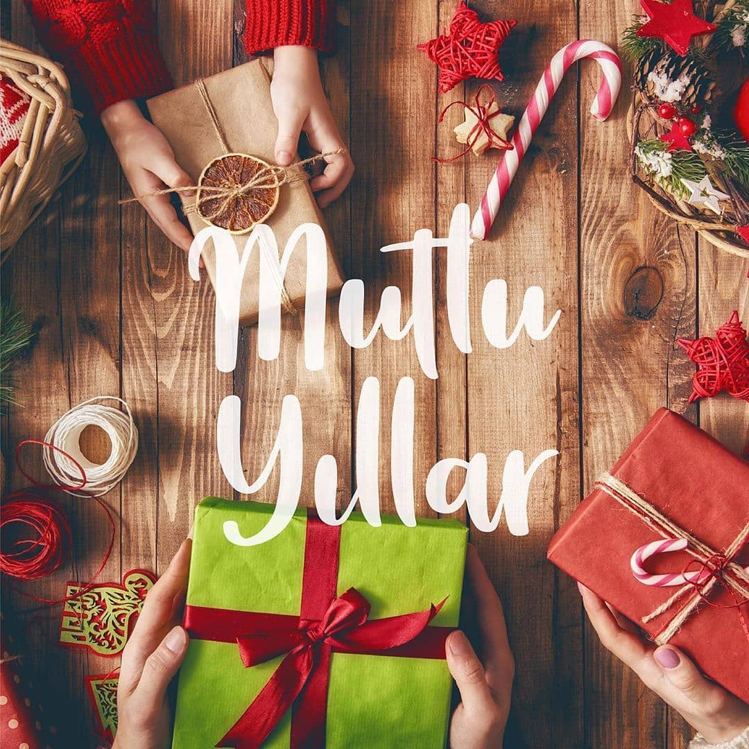 Yeni yıl bütün güzelliğiyle hepimiz için gelsin. ❄️🌲⛄
⭐ 2020 ⭐
#happynewyear #2020 #yeniyıl